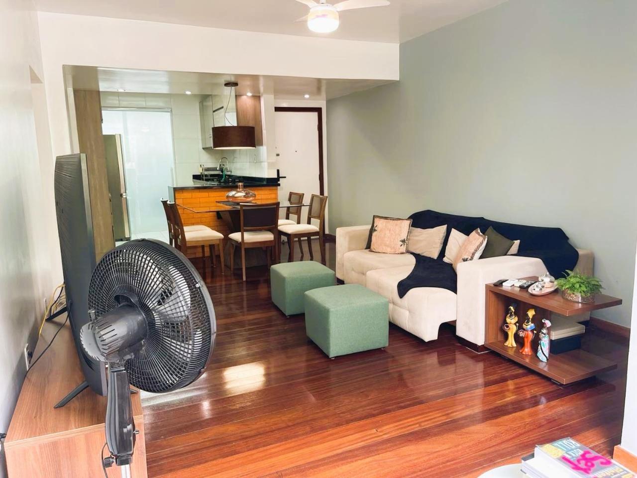 De 3 Ambientes Com Aconchego E Excellente Localizacao Salvador