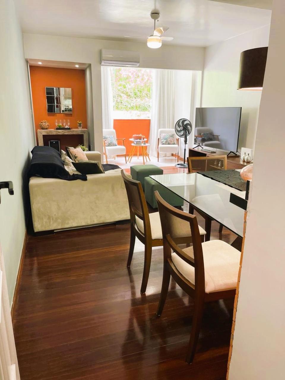De 3 Ambientes Com Aconchego E Excellente Localizacao