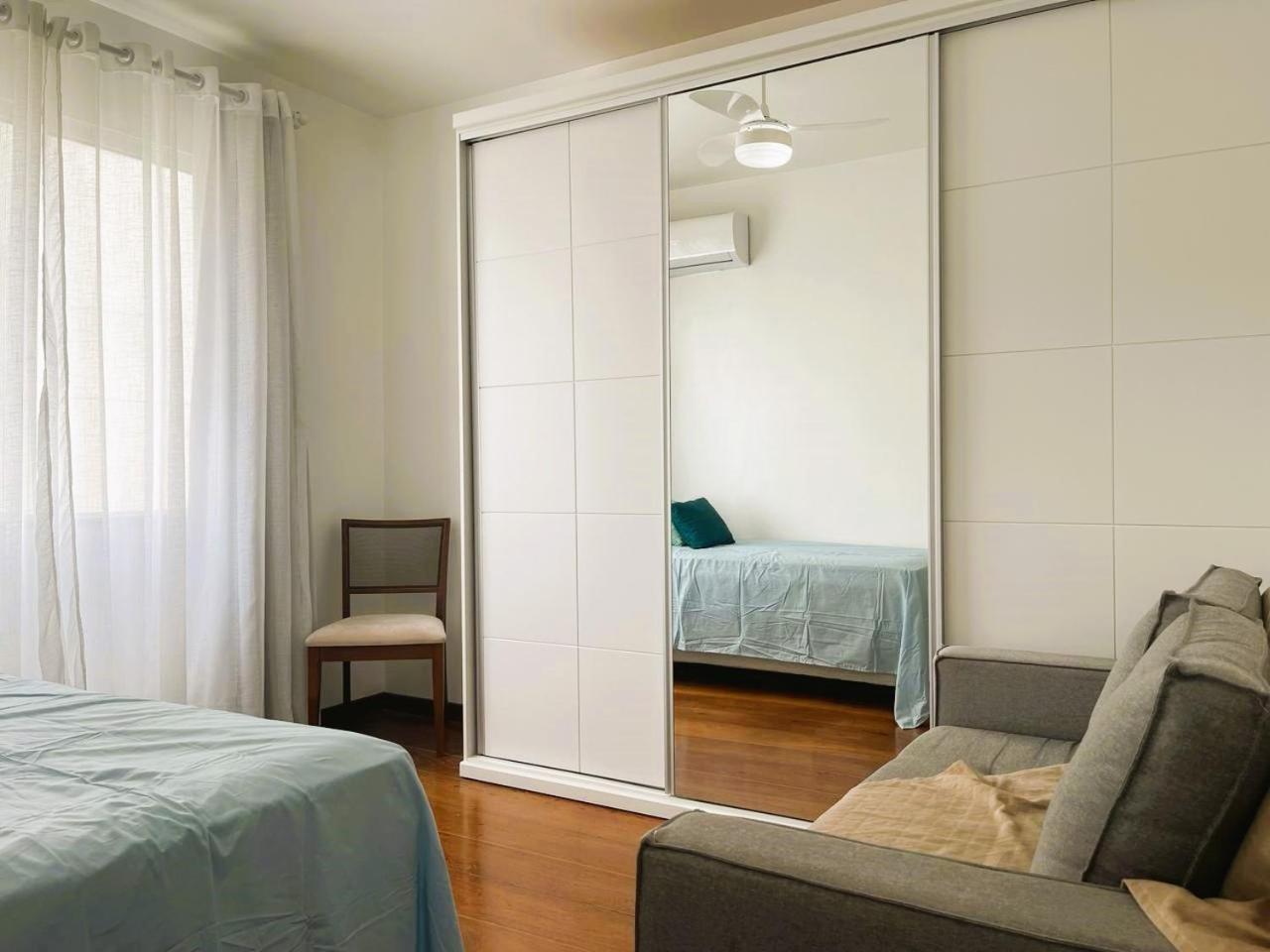 De 3 Ambientes Com Aconchego E Excellente Localizacao